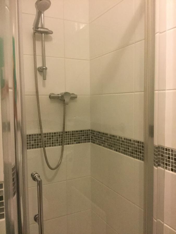 Netley Guest House Farnborough  Zewnętrze zdjęcie