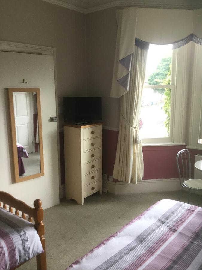 Netley Guest House Farnborough  Zewnętrze zdjęcie