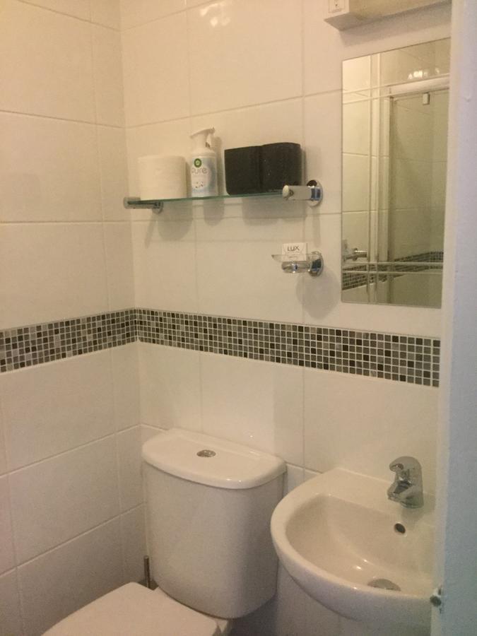 Netley Guest House Farnborough  Zewnętrze zdjęcie